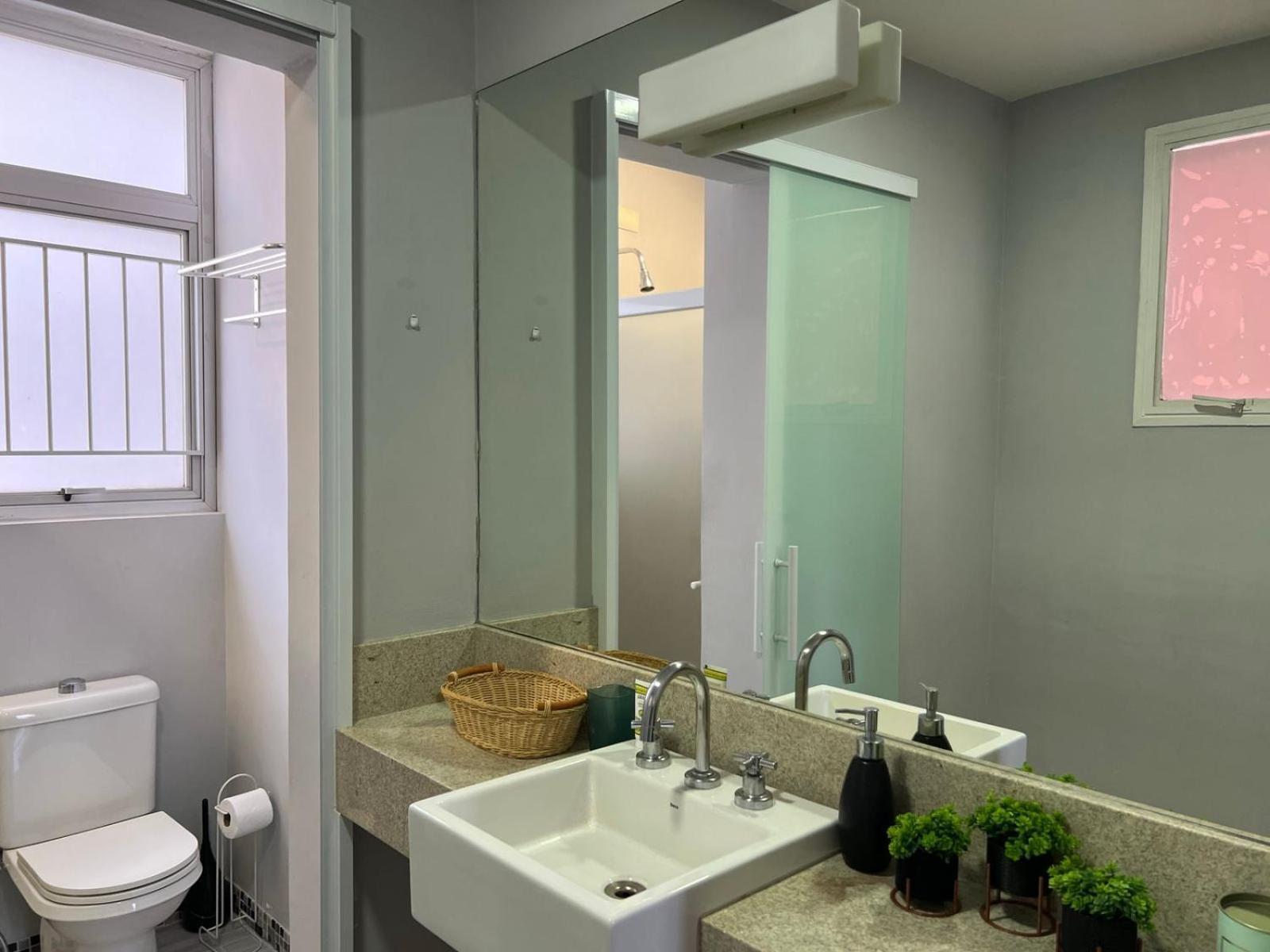 Apartamento Ape Reformado Lindo Itaim Bibi